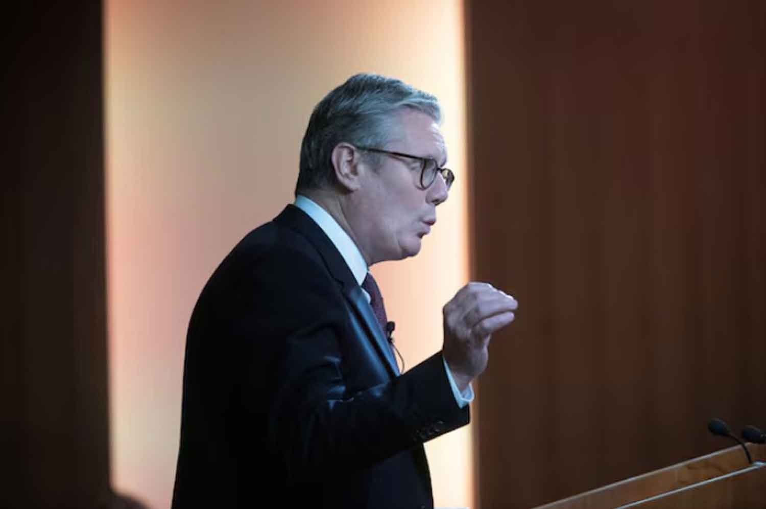 British Prime Minister urged to permit Ukraine to utilize long-range missiles, Sunday Times