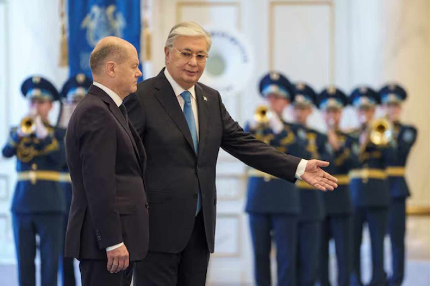 Kazakh President urges Scholz to endorse China’s peace initiative for Ukraine
