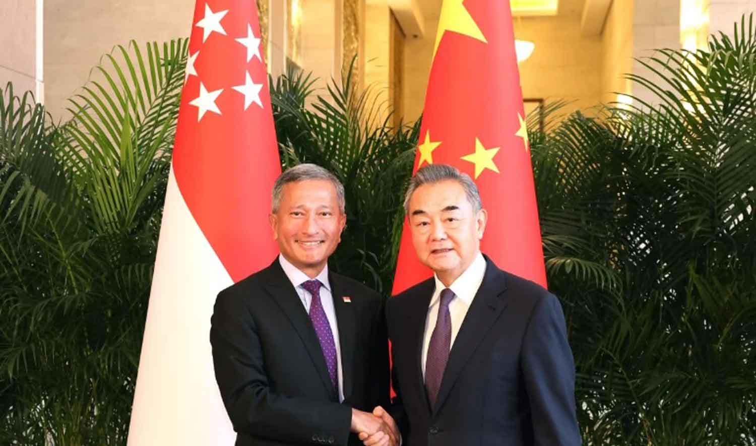 China and Singapore must boost coordination, Wang Yi says
