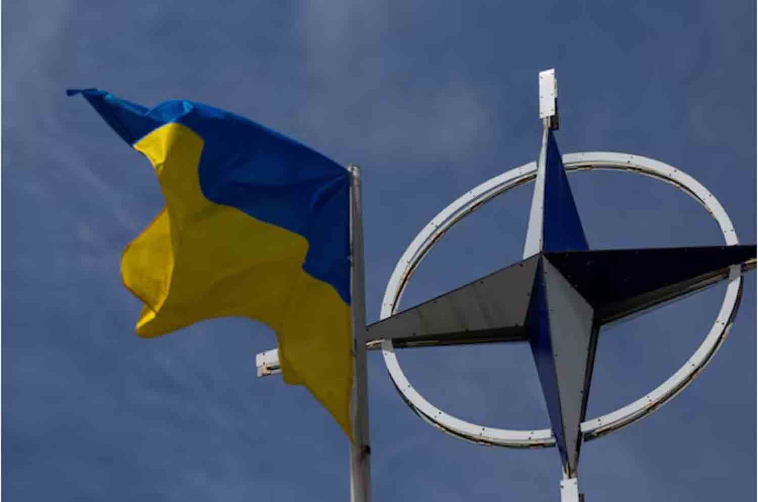 Ukraine seeks NATO membership 30 years after the failed nuclear agreement