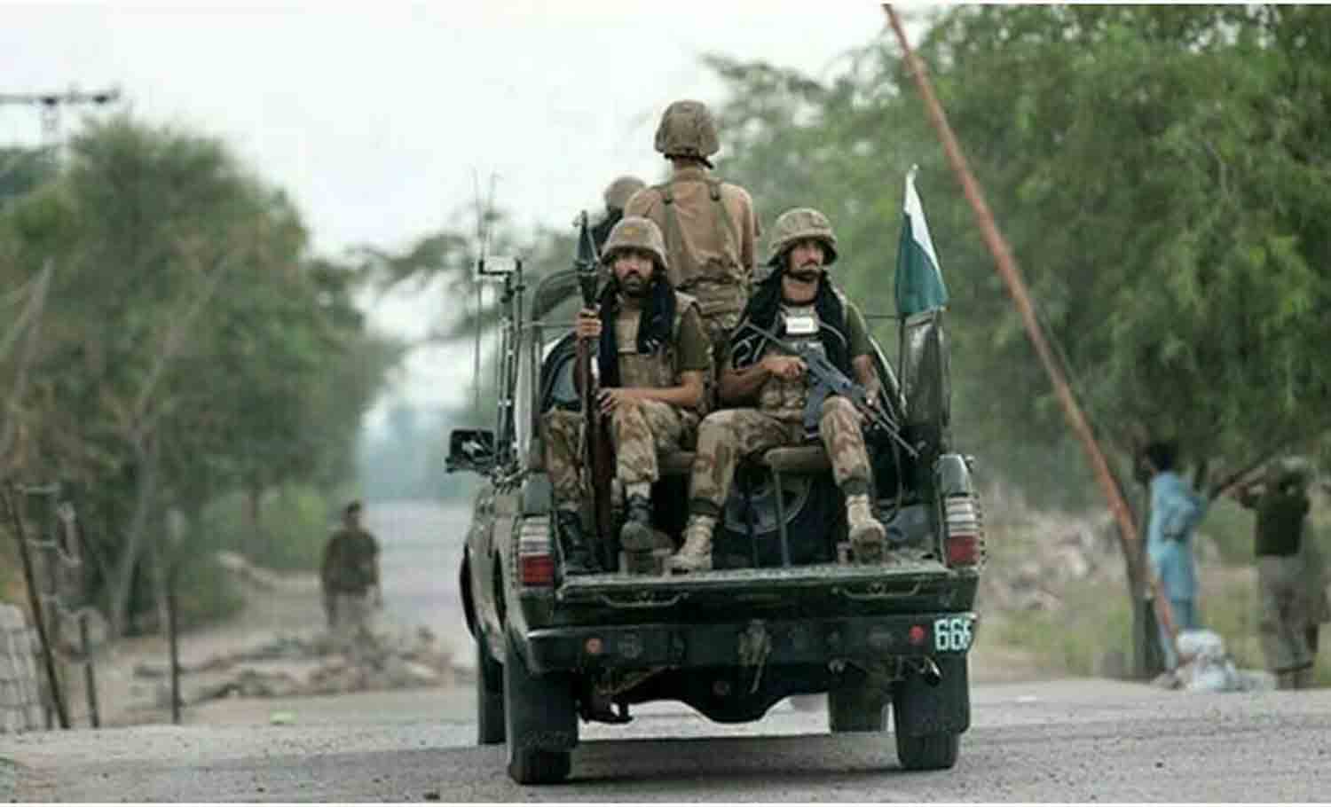 pak-army-petrol-waziristan