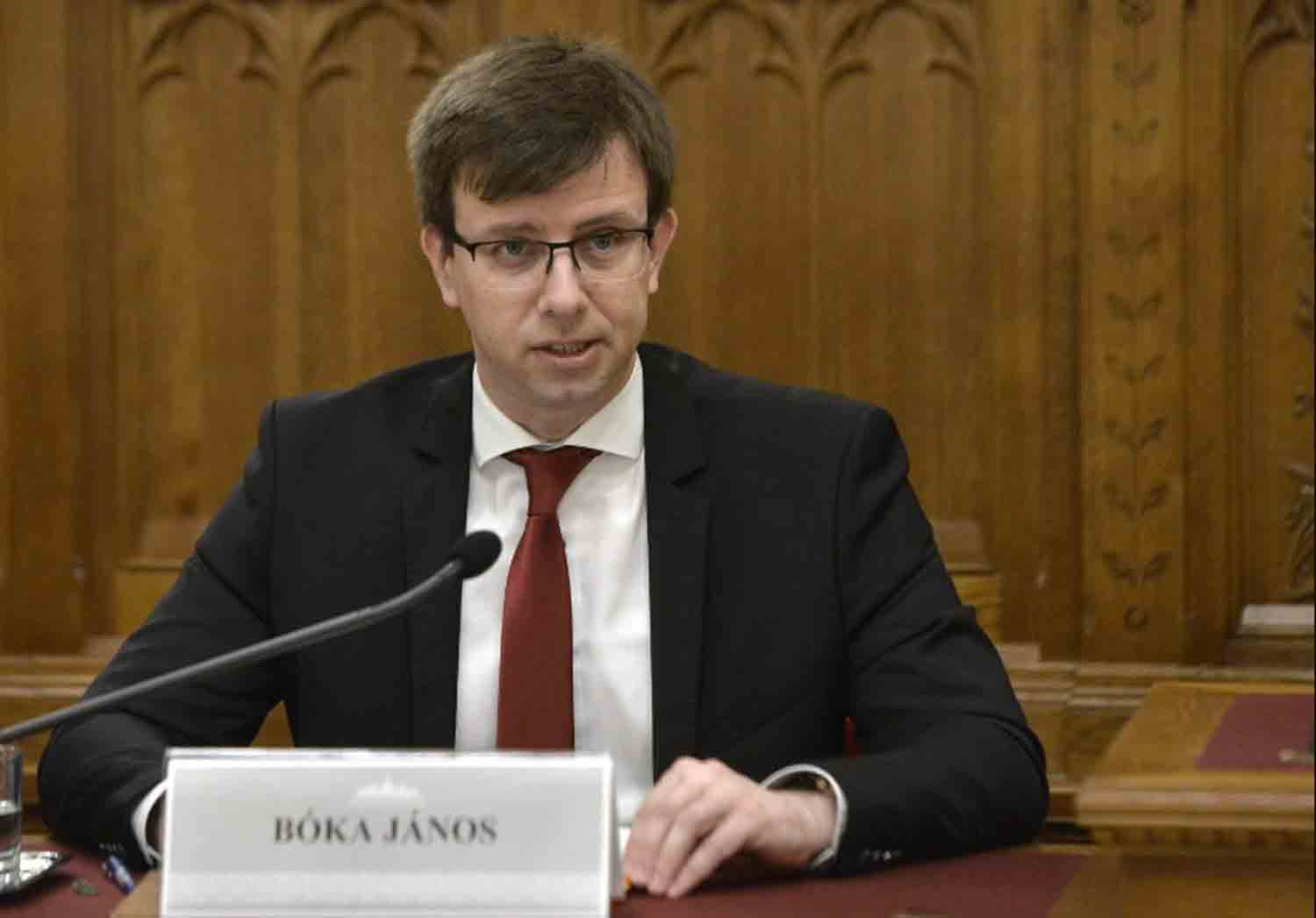 Hungary proposes the EU discuss with Trump before deciding on renewing sanctions against Russia