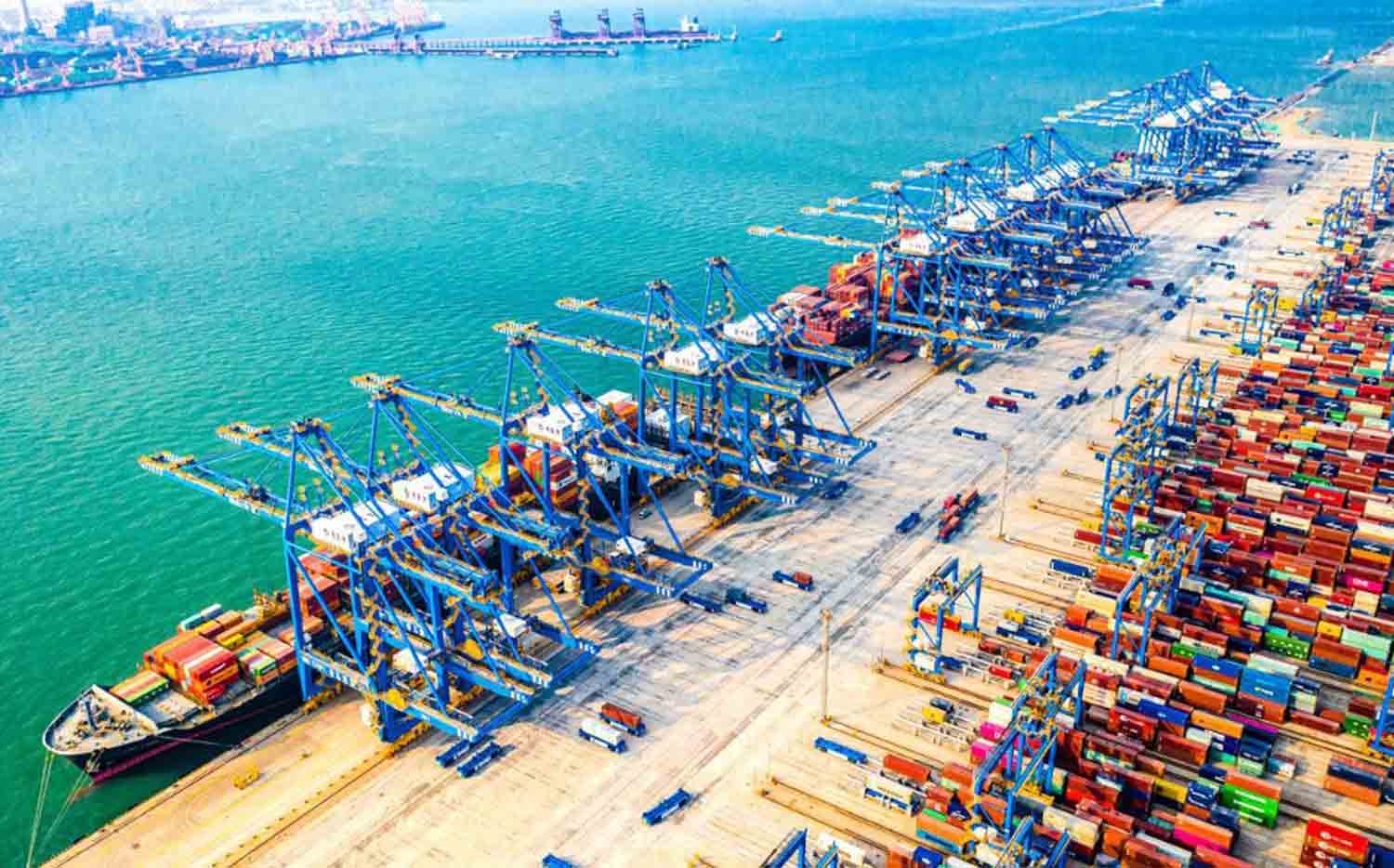 The fully automated container terminal at Qingdao Port of Shandong Port Group is the first of its kind in Asia.