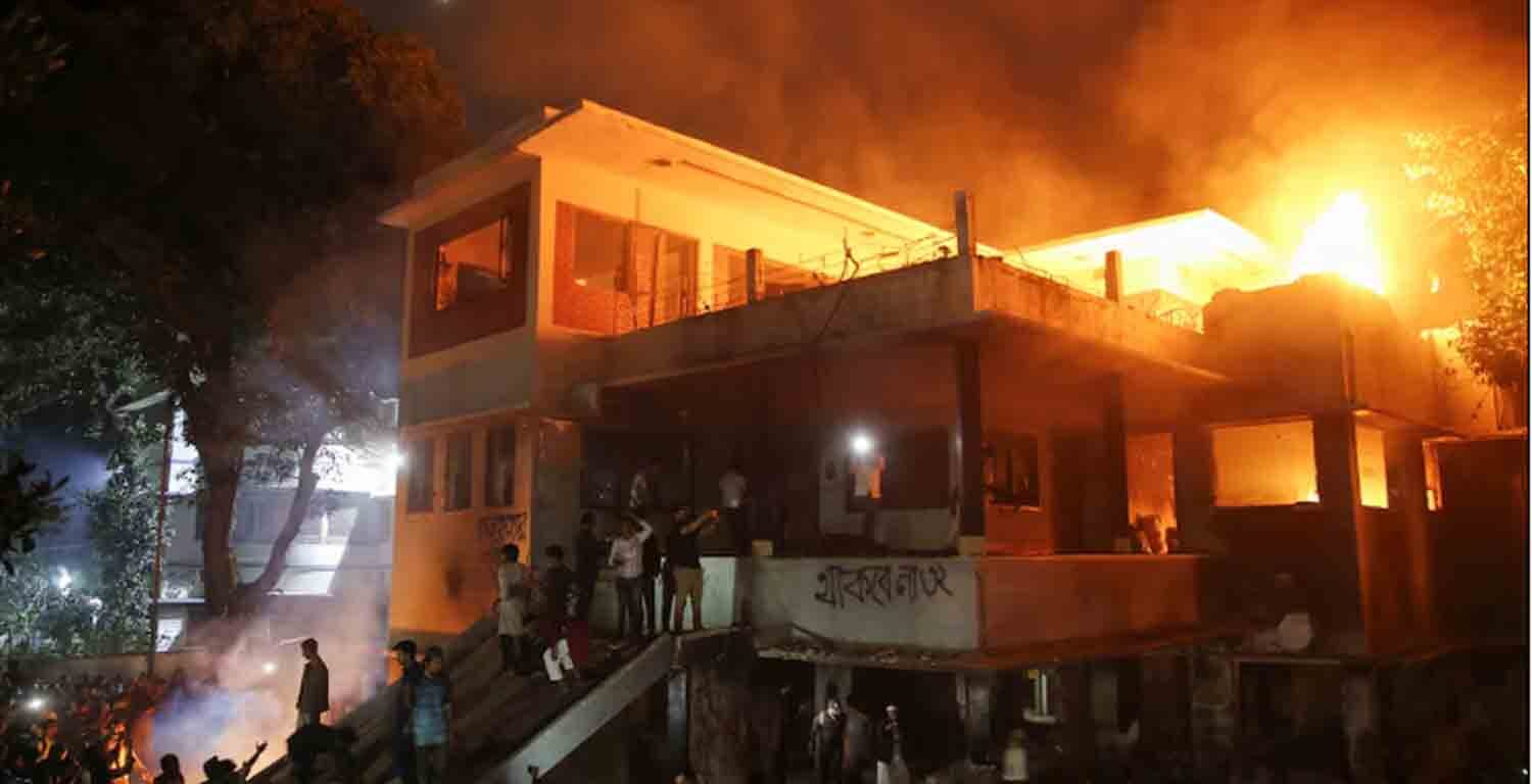 Protesters set fire to the Dhanmondi-32 residence of Bangabandhu Sheikh Mujibur Rahman, father of the ousted PM Sheikh Hasina, in Dhaka, Bangladesh.