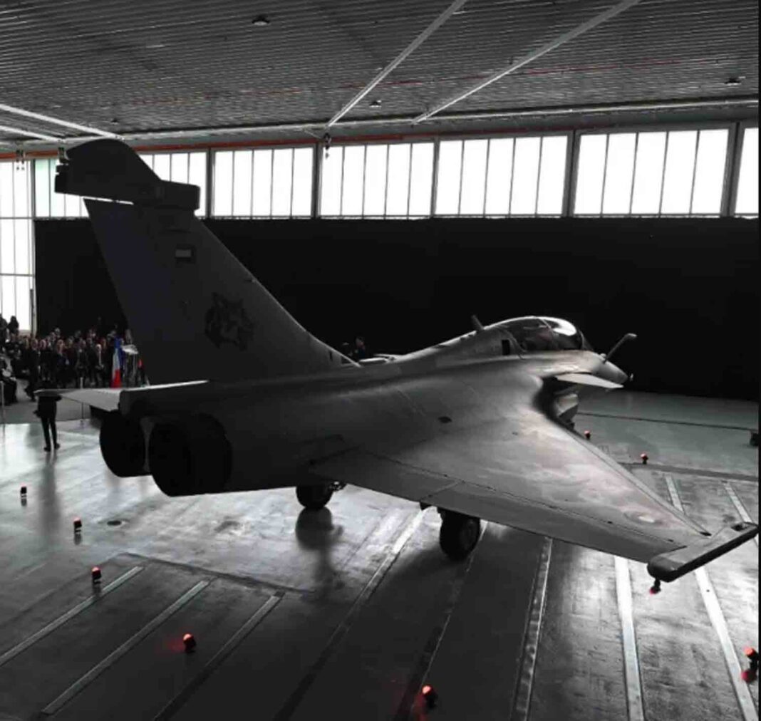 The-first-UAE's-Rafale-F4-fighter-jet The first UAE's Rafale F4 fighter jet as unveiled by Dassault Aviation recently