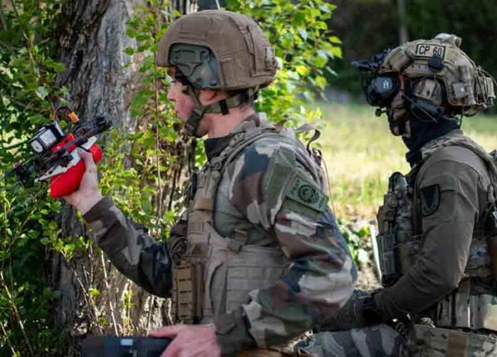 11th Parachute Brigade undertook an intensive training program at its Tactical Drone Training Center (Centre d’Entraînement Tactique Drone, CETD) in Caylus, France.