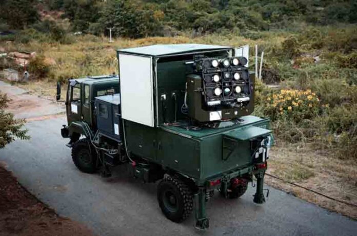 At the core of the Mk-II(A) is a 2-kilowatt laser capable of neutralizing drones within a range of 800 to 1,000 meters.