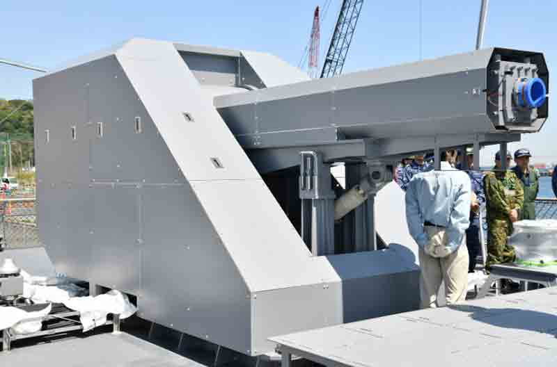 Japan introduces a railgun designed for maritime use