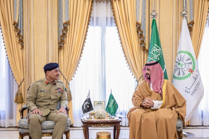asim munir with prince khalid bin salman Field Marshal Syed Asim Munir, Chief of Army Staff and Chief of Defence Forces (CDF) of Pakistan, called on Khalid Bin Salman, Minister of Defence, Kingdom of Saudi Arabia.