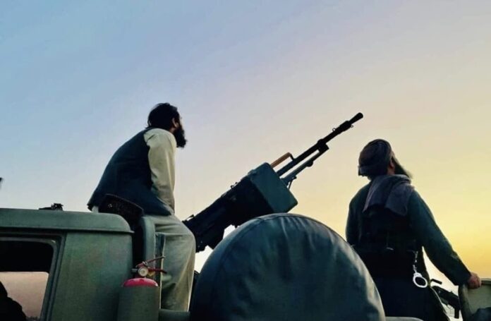 afghan taliban trying to hit pakistan fighter jets The Afghan Taliban have announced their readiness to defend against attacks by Pakistani warplanes by publishing these photos.