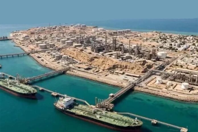 Iranian tankers, including shadow fleet vessels loading at Kharg Island