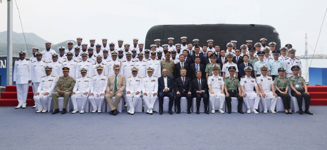 Pakistan Navy Commissioned 1st HANGOR Class Submarine PNS/M HANGOR at Sanya China. President Asif Ali Zardari graced the occasion as Chief Guest, CNS Adm Naveed Ashraf was also present at the ceremony.