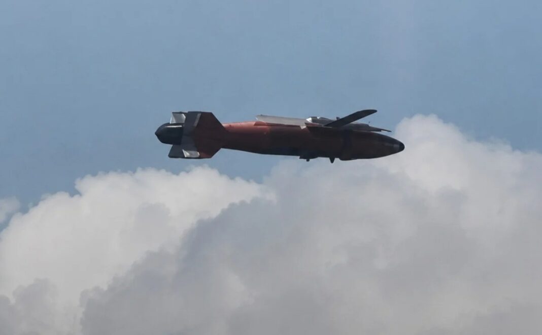 Ukraine unveils its own glide bomb