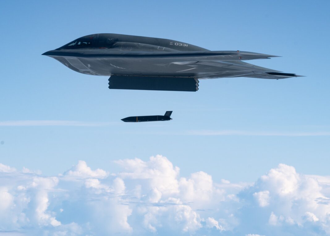 US airforce successfully conducted a live-fire Sinking Exercise using the B-2 Spirit north of the Mariana Islands. Deploying the Long Range Anti-Ship Missile - demonstrating enhanced ability to achieve strategic objectives within range of potential threats.